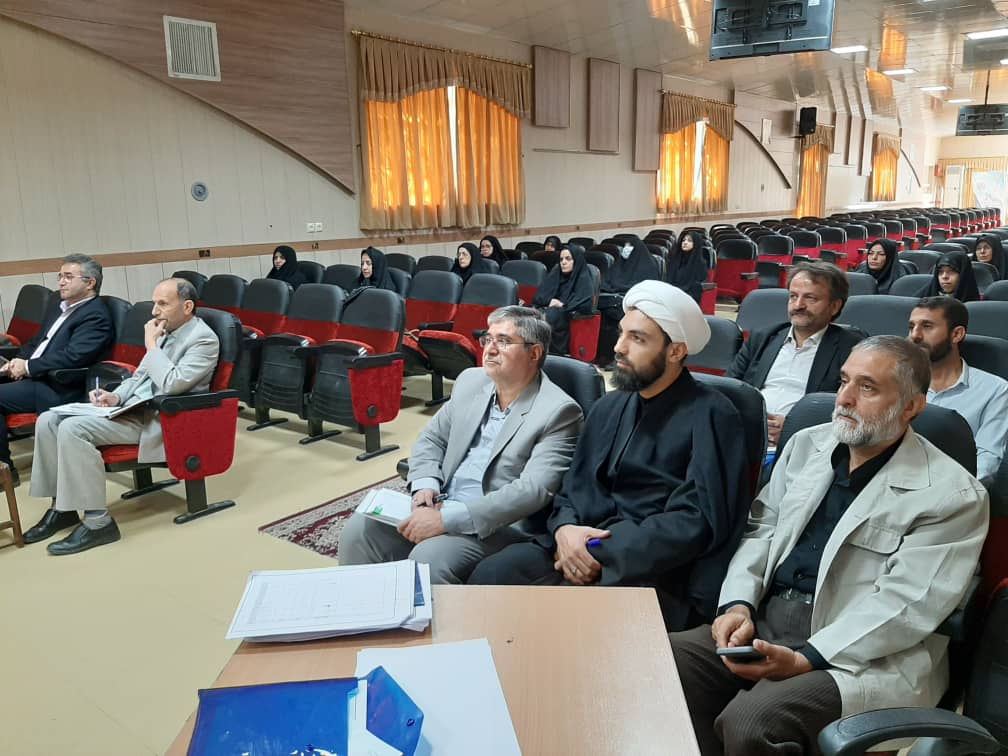 همایش مدیران مدارس معارف اسلامی در مشهد مقدس 