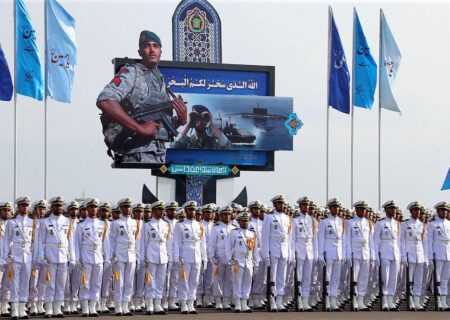 تکمیل کادر افسری ارتش جمهوری اسلامی ایران